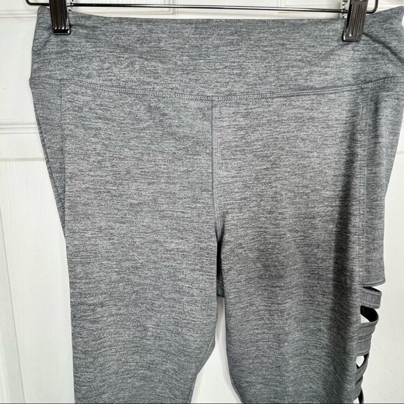 FOREVER 21 Active Ladder Cut Out Leggings Size Medium - Picture 7 of 10